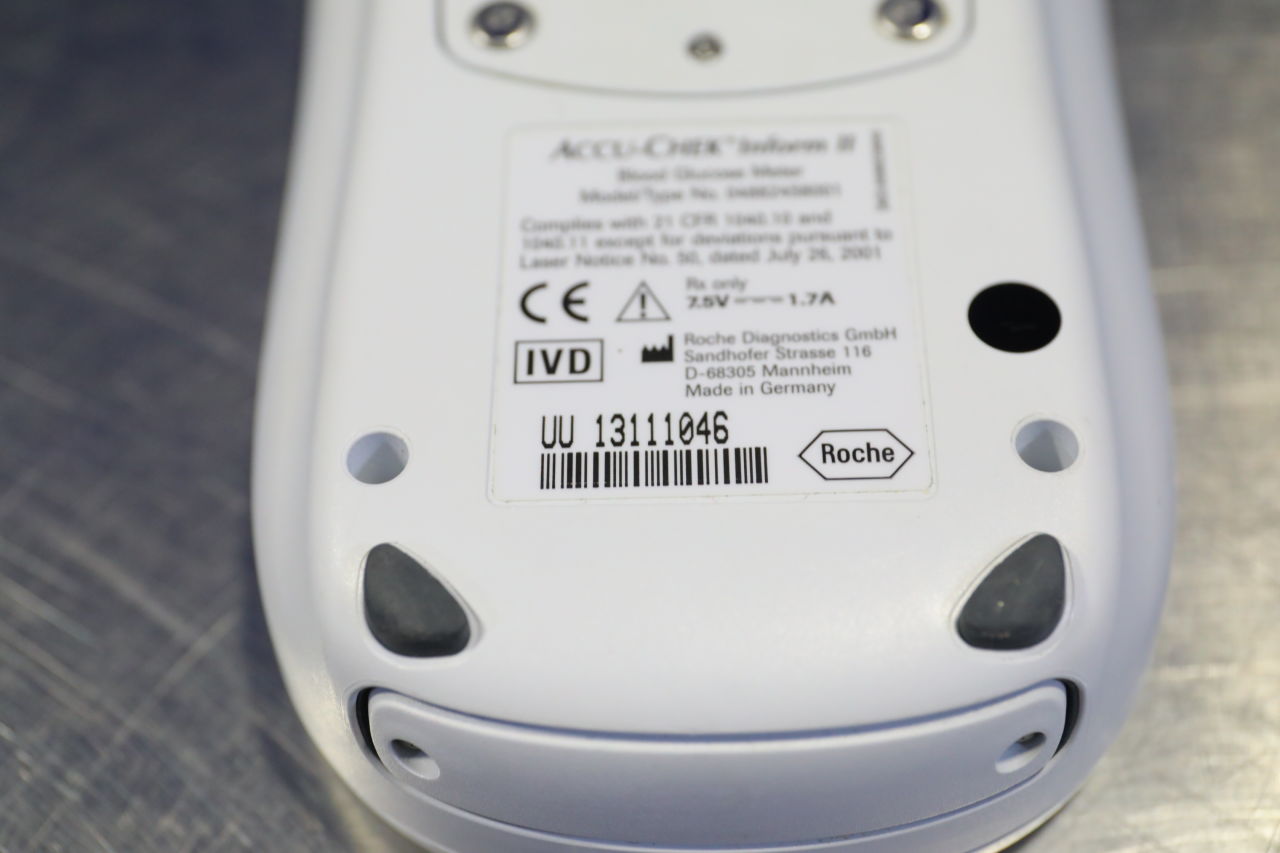 ROCHE DIAGNOSTICS Accu-Check Inform II Glucose Analyzer