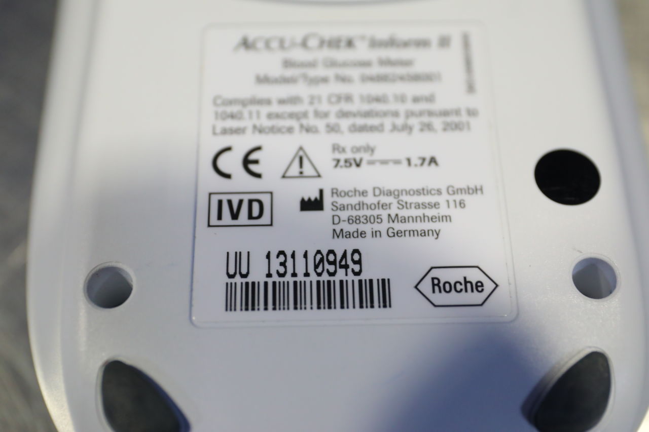 ROCHE DIAGNOSTICS Accu-Check Inform II Glucose Analyzer