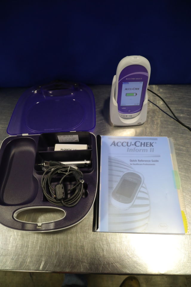 ROCHE DIAGNOSTICS Accu-Check Inform II Glucose Analyzer