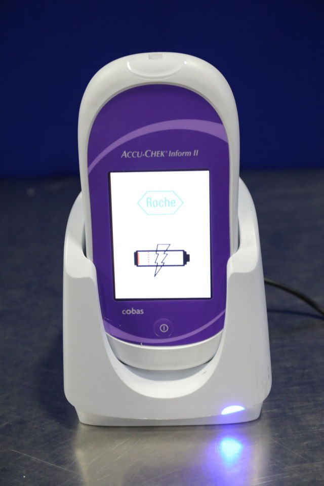ROCHE DIAGNOSTICS Accu-Check Inform II Glucose Analyzer