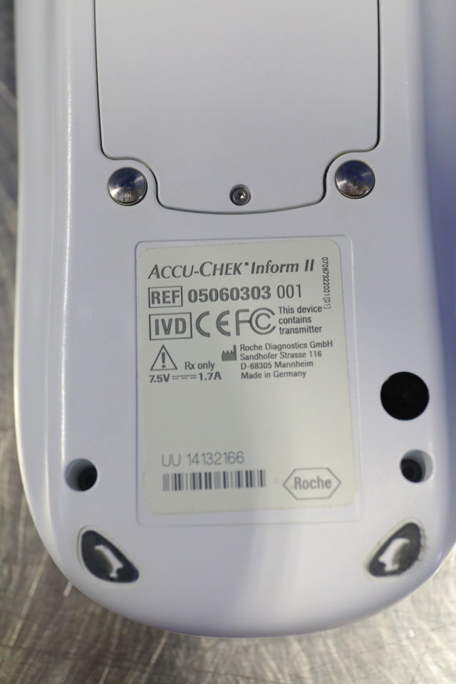 ROCHE DIAGNOSTICS Accu-Check Inform II Glucose Analyzer