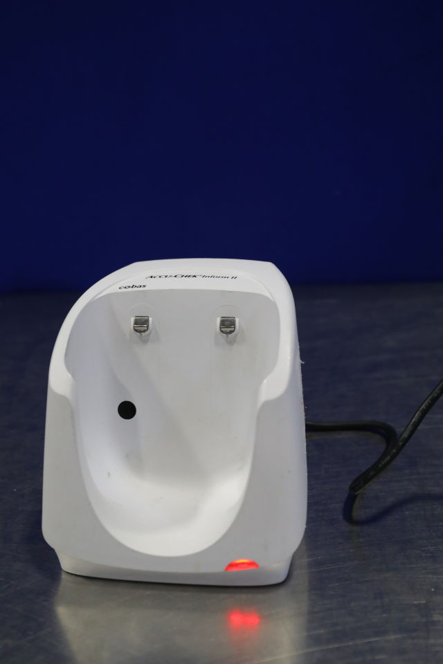 ROCHE DIAGNOSTICS Accu-Check Inform II Glucose Analyzer