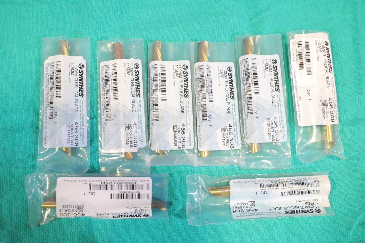 SYNTHES 456.308 Helical Bridge - Lot of 8