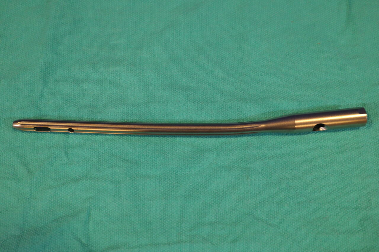 SYNTHES 456.411 Cannulated Fixation Nail