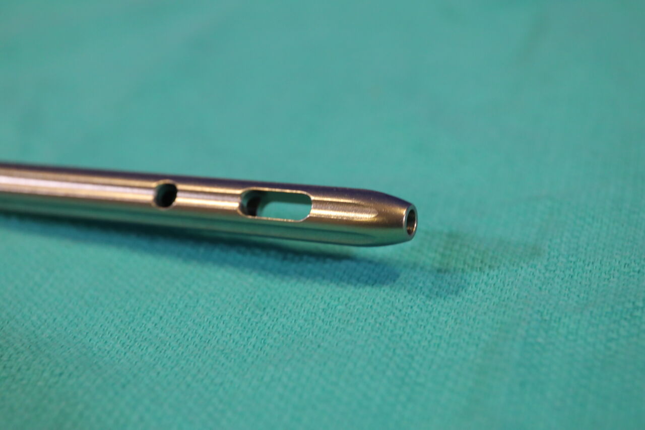 SYNTHES 456.411 Cannulated Fixation Nail
