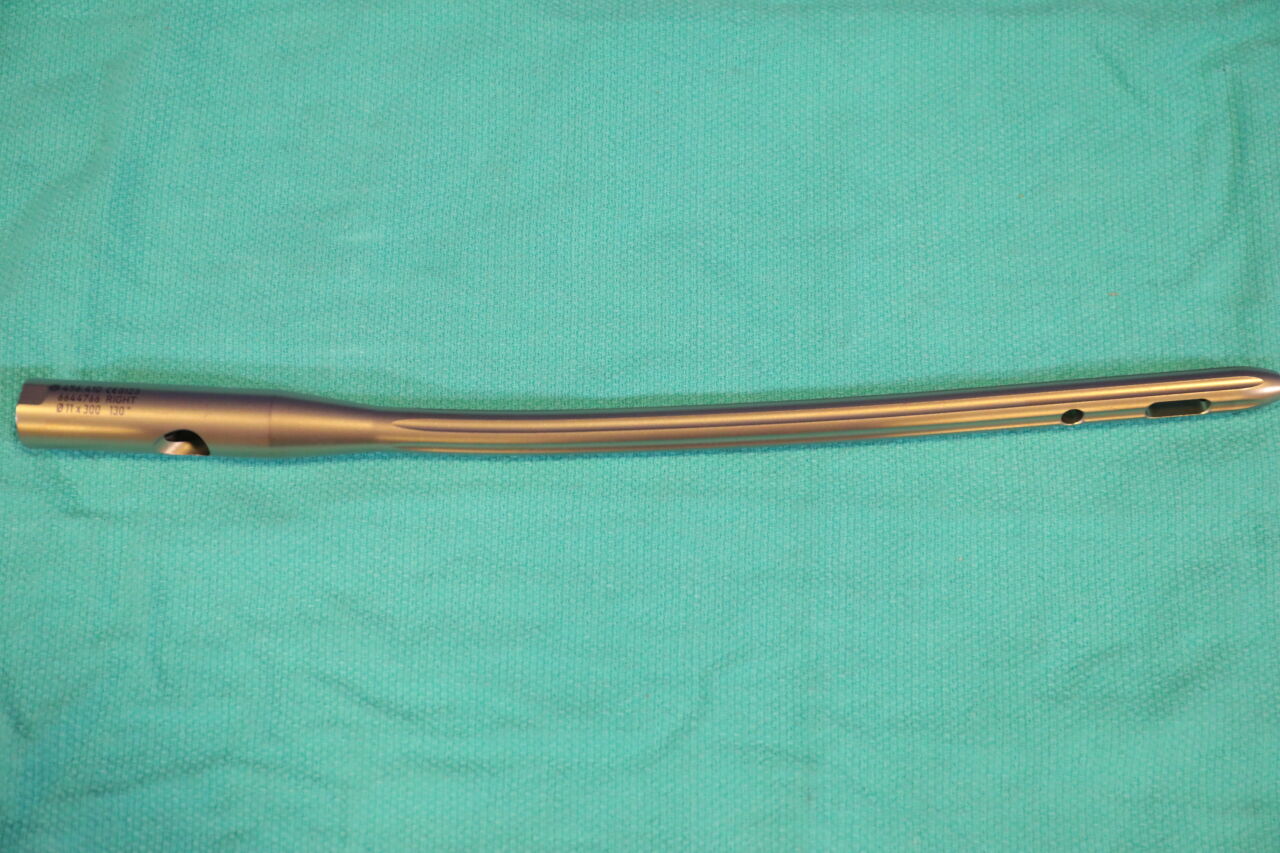 SYNTHES 456.41 Cannulated Fixation Nail