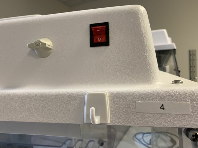 AIRCLEAN AC632DB Fume/Bio Safety Hood