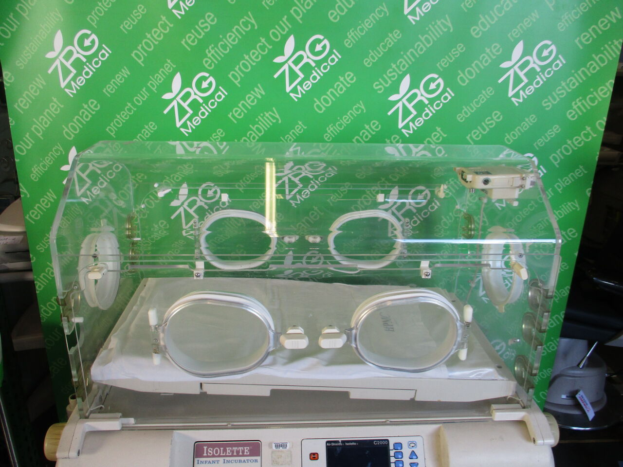 AIR SHIELDS C2HS-1 Infant Incubator