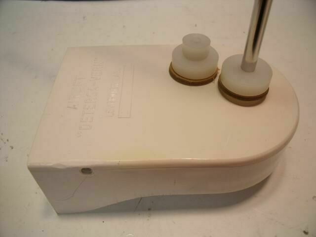 AIRLIFT NSN 6530-01-302-7085 DETERGA-VERN HANDWASH DISPENSER