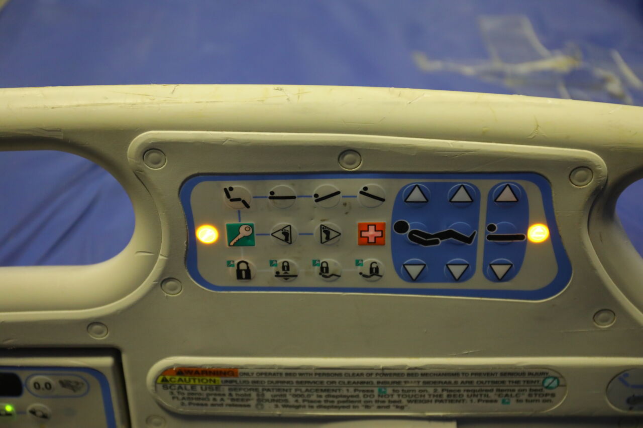 HILL-ROM Versacare P3200 Beds Electric