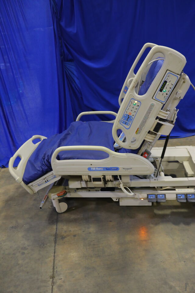 HILL-ROM Versacare P3200 Beds Electric