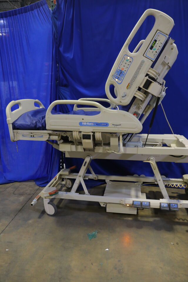 HILL-ROM Versacare P3200 Hospital Bed