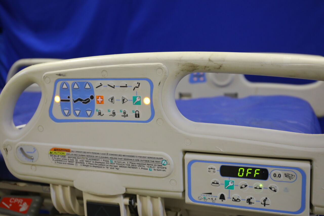 HILL-ROM Versacare P3200 Beds Electric