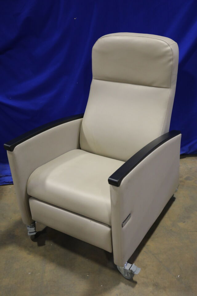 ULTRA-MEK INC Exam Chair