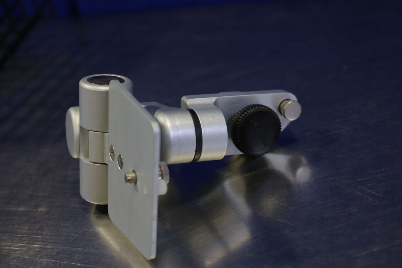 PRYOR Wall Mount