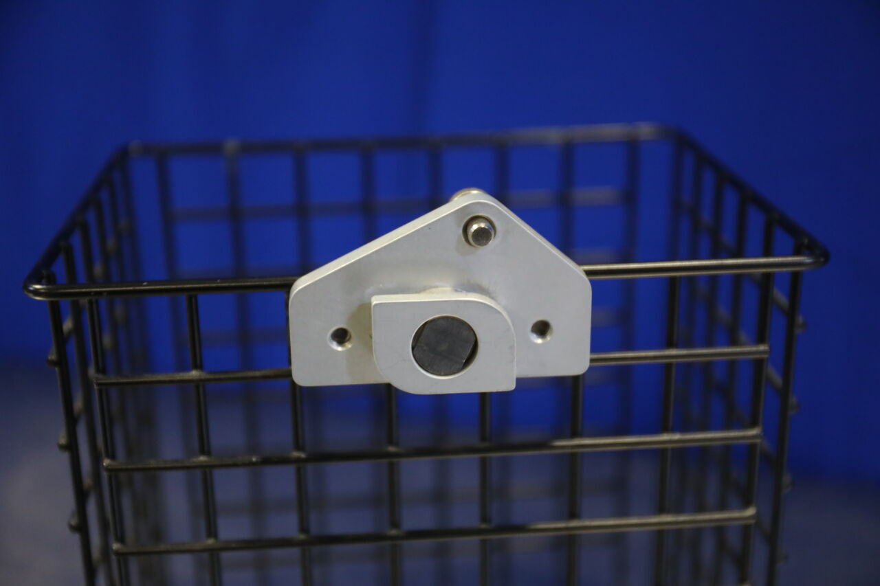 PRYOR Wall Mount