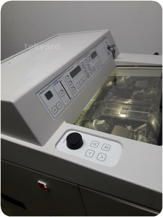 SHANDON Cryotome E 77200122 Cryostat Microtome