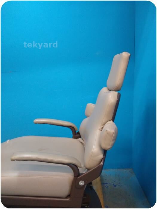 PELTON & CRANE CH The Coachman Dental Chair
