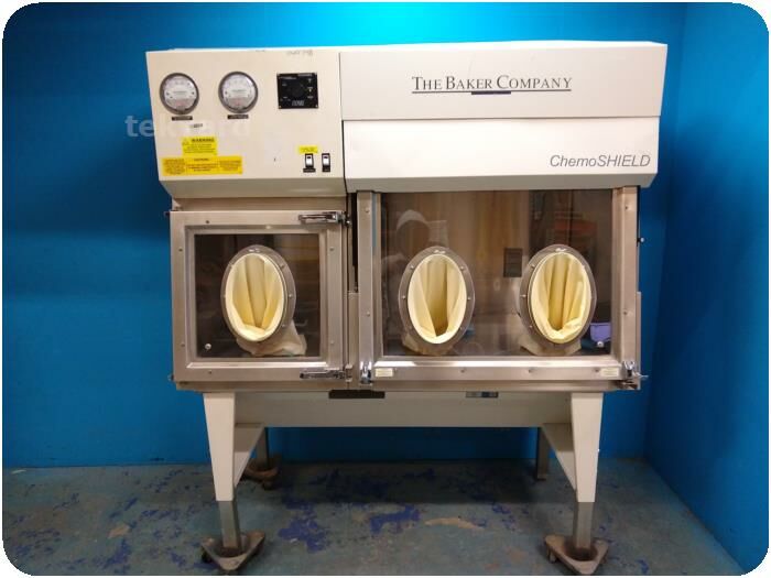 THE BAKER COMPANY CS500 Fume/Bio Safety Hood