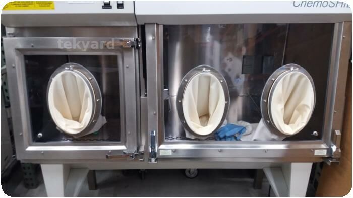THE BAKER COMPANY CS500 Fume/Bio Safety Hood