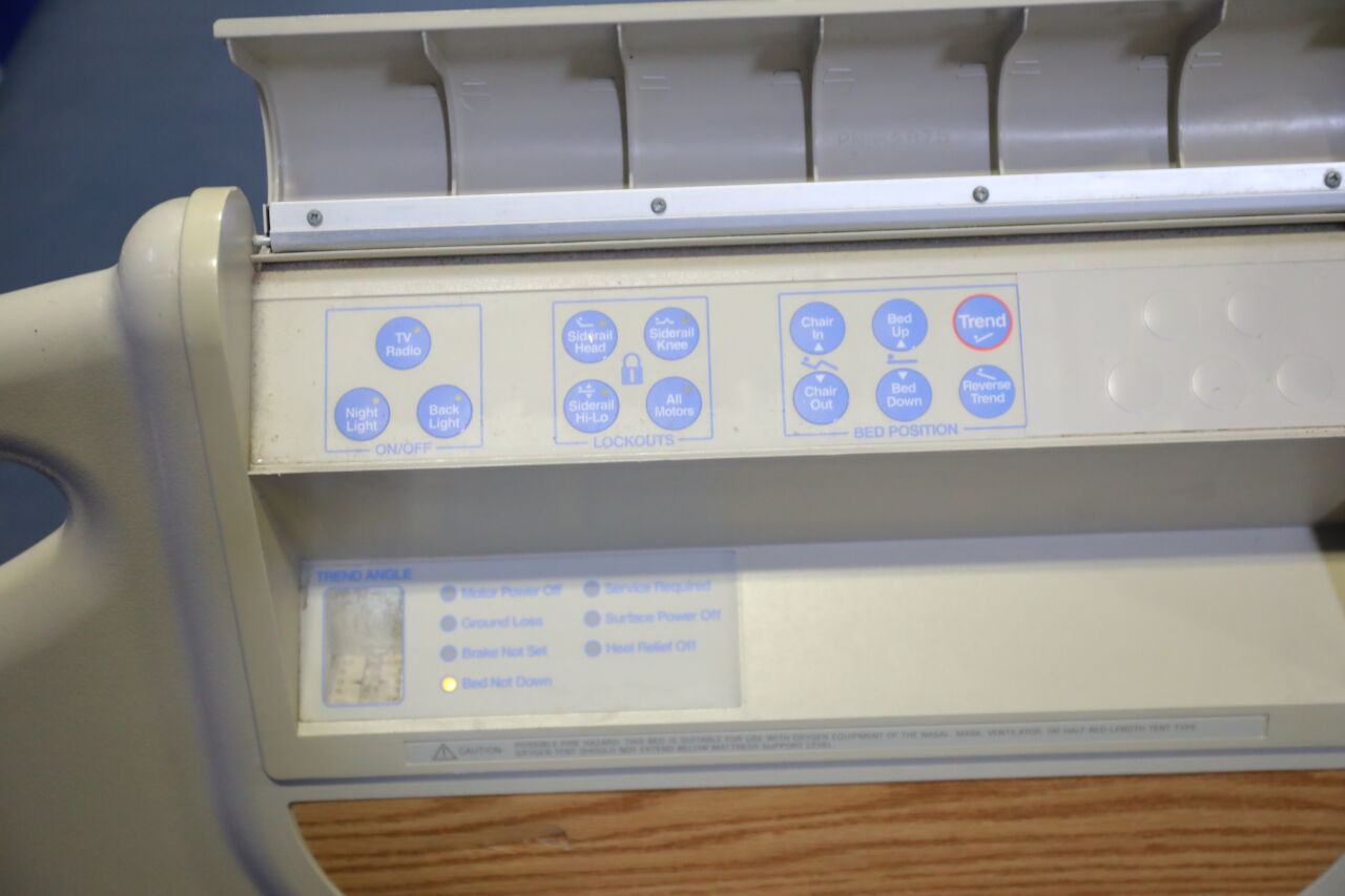 HILL-ROM Advanta P1600 Beds Electric