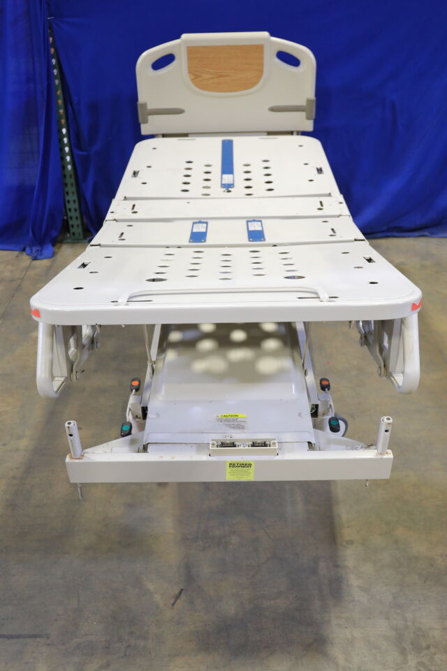 HILL-ROM Advanta P1600 Beds Electric