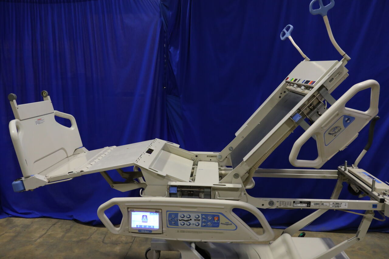 HILL-ROM Total Care P1900 Beds Electric