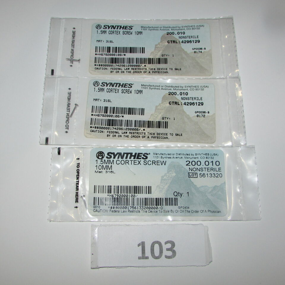 SYNTHES 200.01 SYNTHES 200.010 1.5MM CORTEX SCREW LOT OF 3