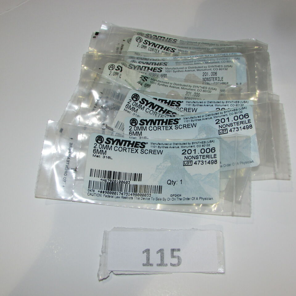 SYNTHES 201.006 SYNTHES 201.006 2.0MM CORTEX SCREW LOT OF 11