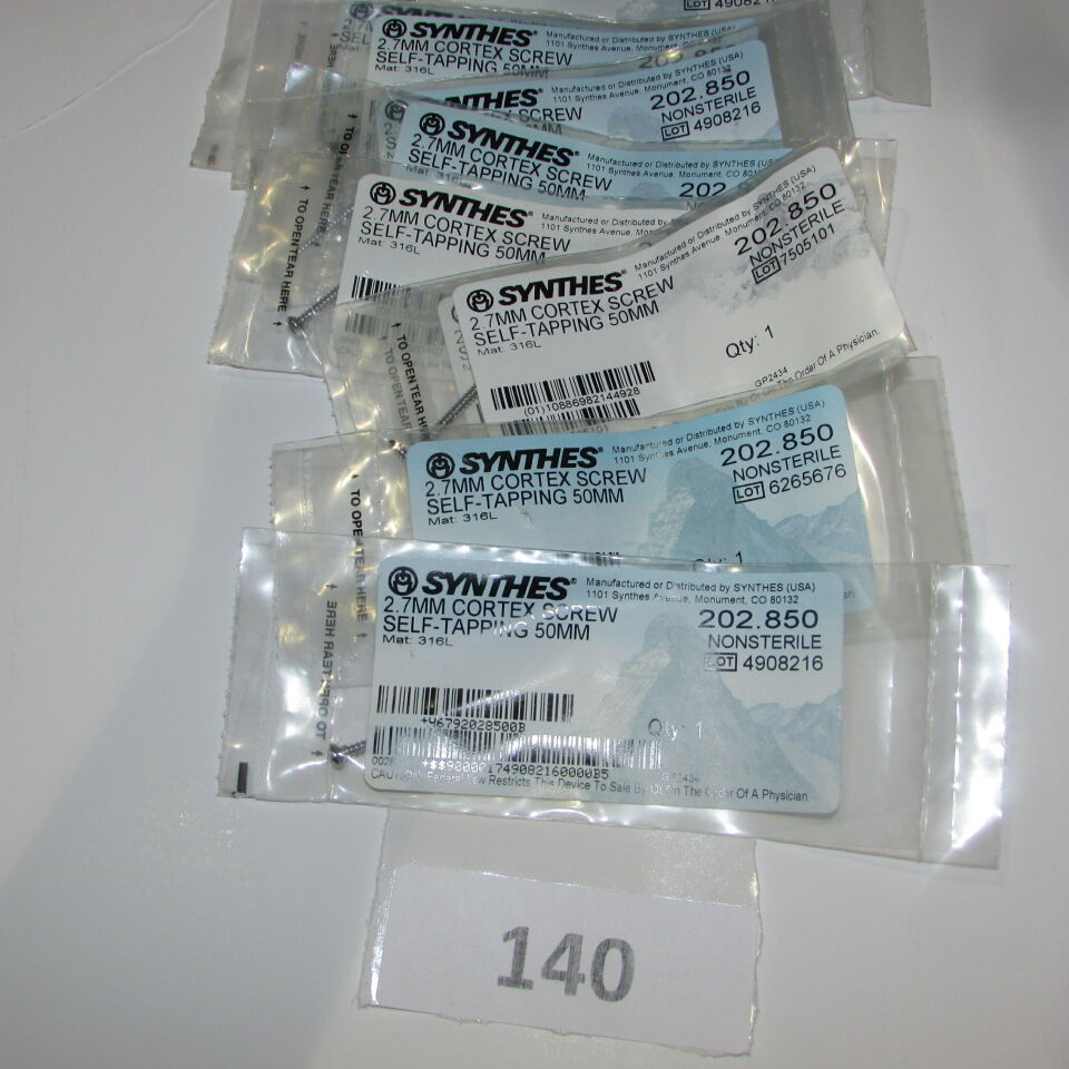 SYNTHES 202.85 SYNTHES 202.850 2.7MM CORTEX SCREW LOT OF 10
