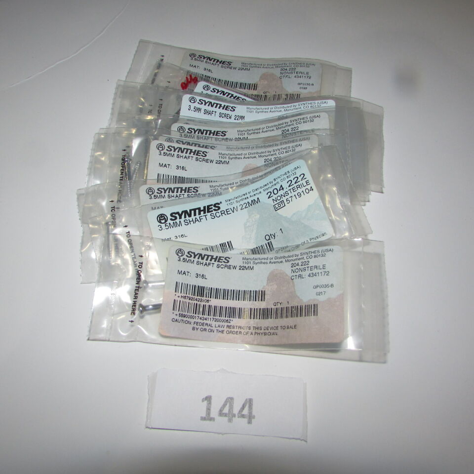 SYNTHES 204.222 SYNTHES 204.222 3.5MM SHAFT SCREW LOT OF 12