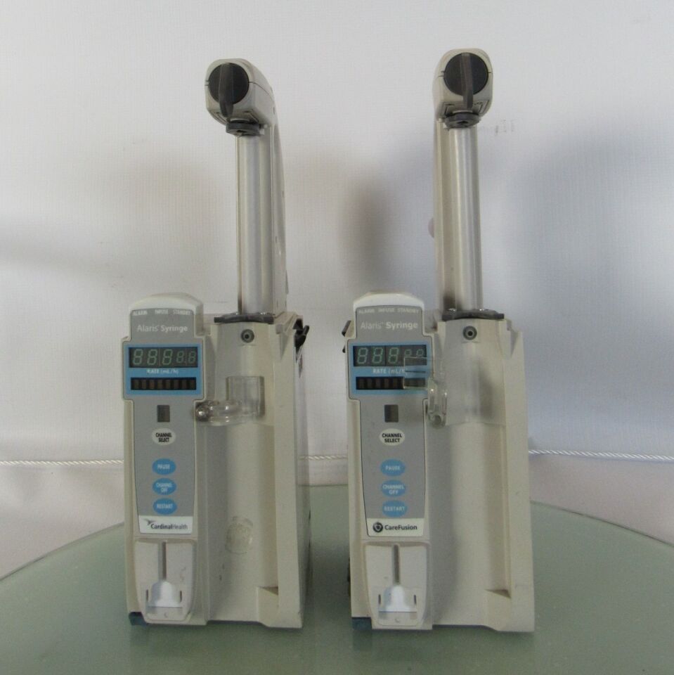 CAREFUSION Alaris PC 8110 - Lot of 2 Pump IV Infusion