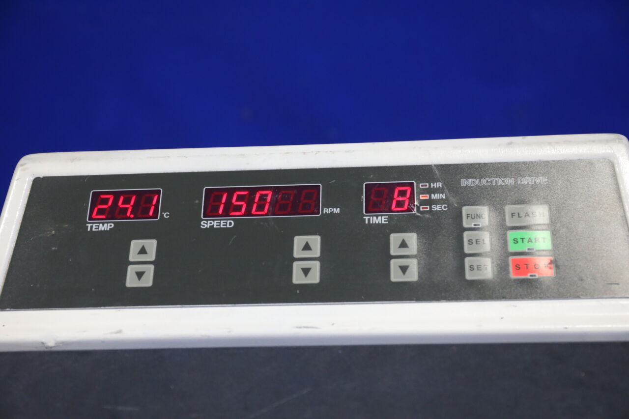 TOMY SEIKO MRX-152 Centrifuge