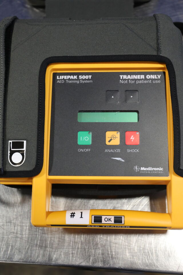 MEDTRONIC Lifepak 500T Defibrillator