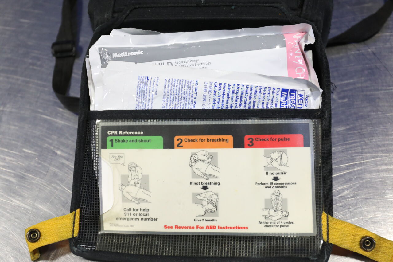 MEDTRONIC Lifepak 500 Defibrillator