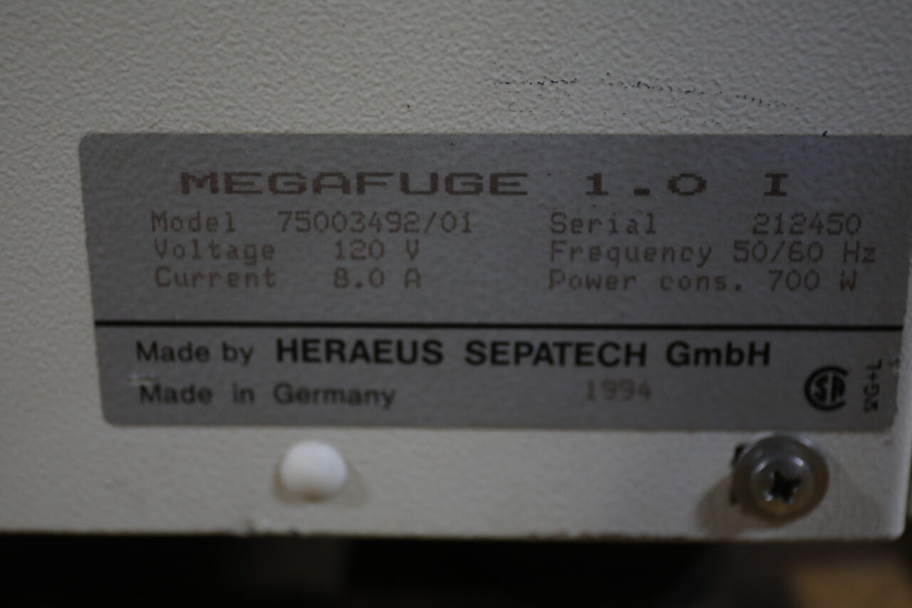 BAXTER / HERAEUS Megafuge 1.0 Centrifuge