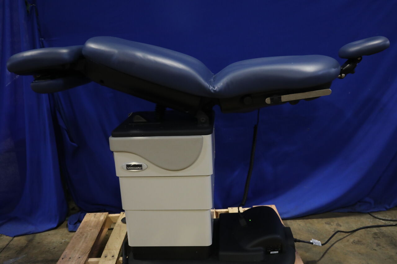 MIDMARK 641-003 Exam Chair