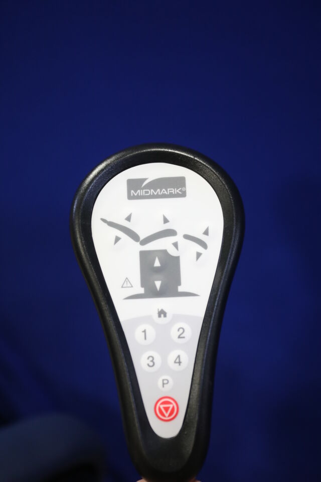 MIDMARK 641-003 Exam Chair