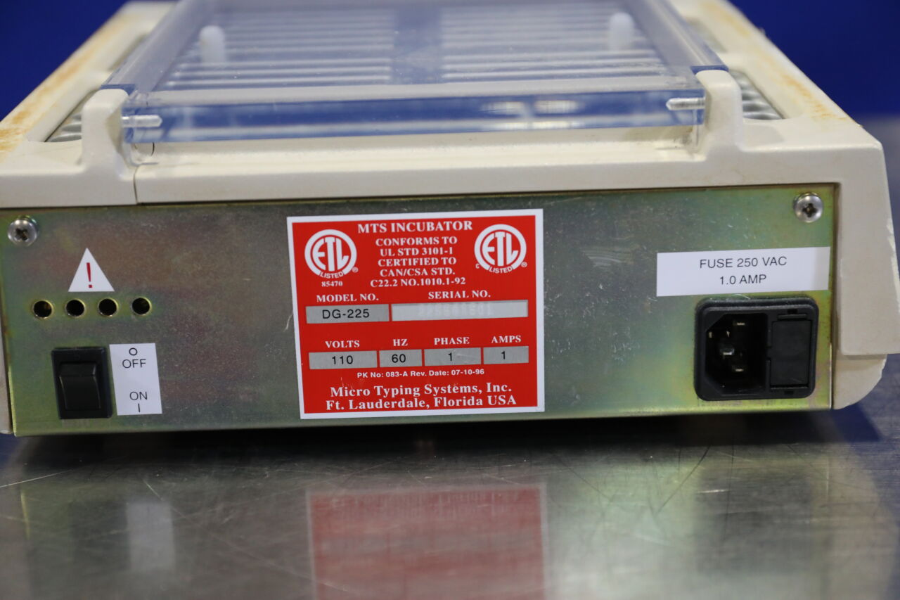 MICRO TYPING SYSTEMS DG-225 Incubator