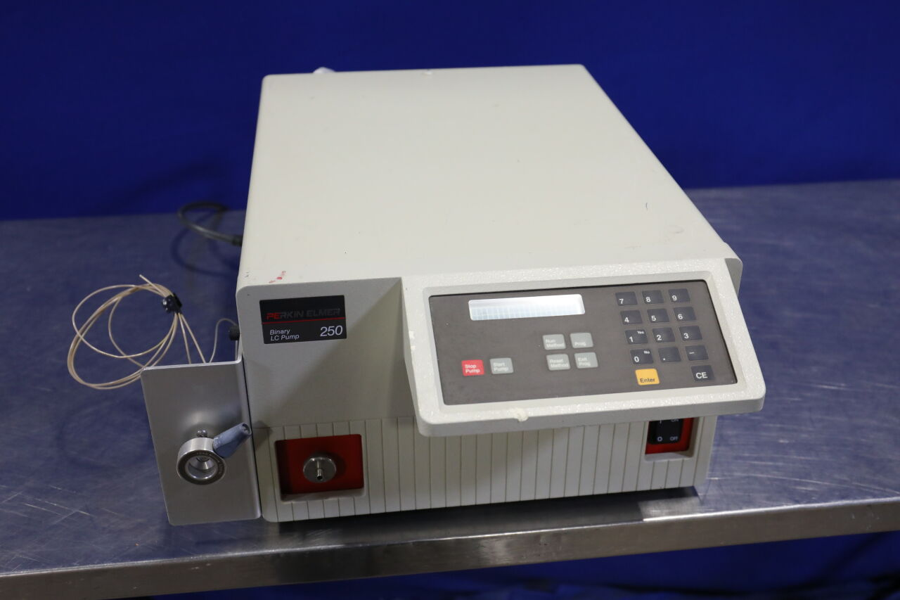 PERKIN ELMER 250 Binary LC Pump