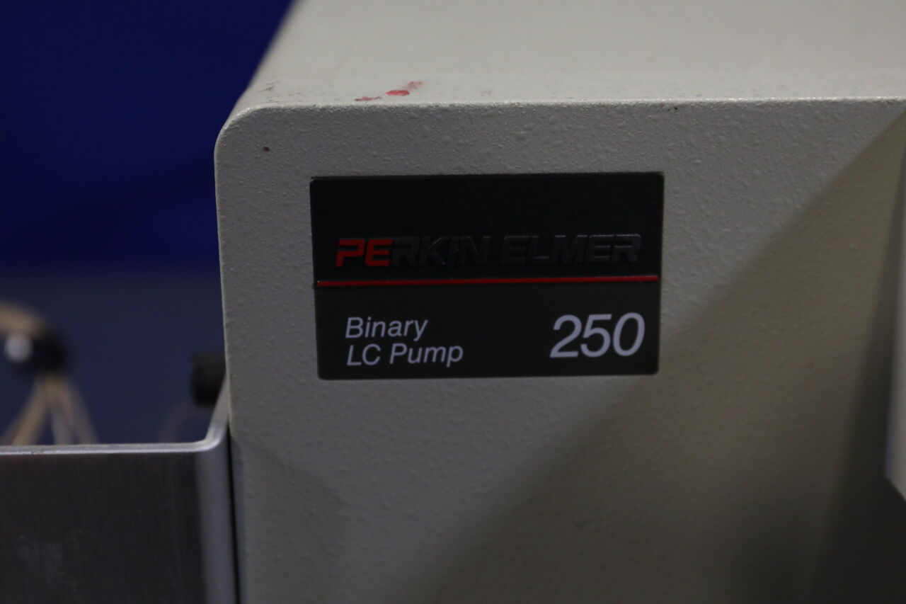 PERKIN ELMER 250 Binary LC Pump