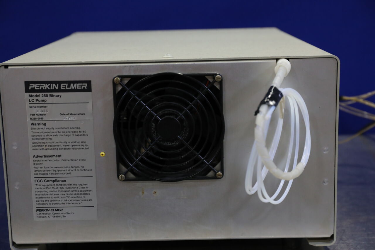 PERKIN ELMER 250 Binary LC Pump