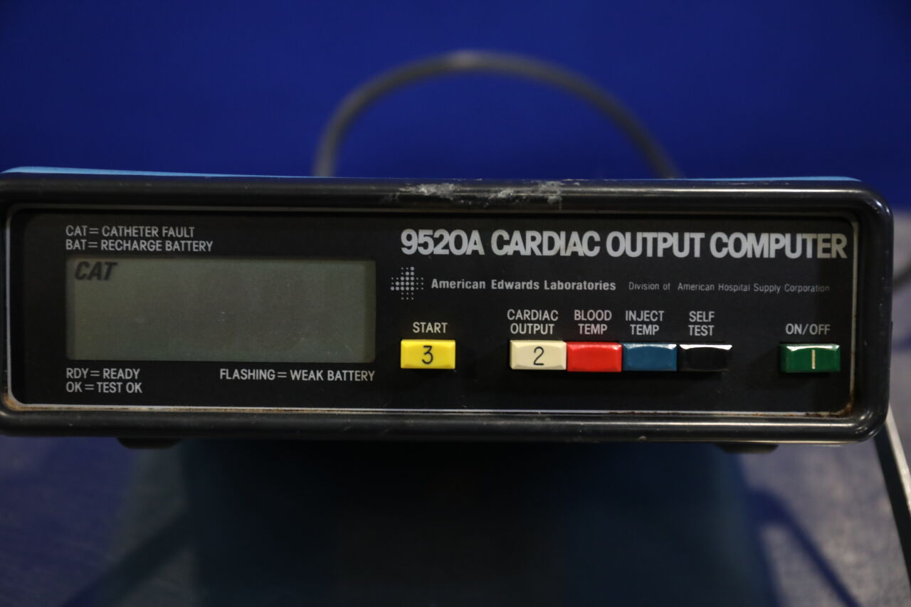 AMERICAN EDWARDS LABORATORIES 9520A Holter