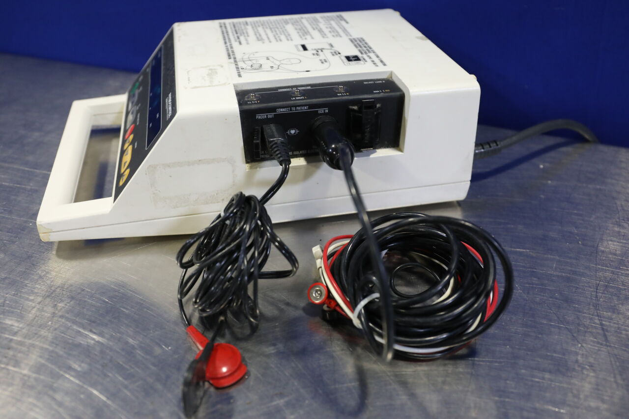 PHYSIO-CONTROL Quick Pace Defibrillator